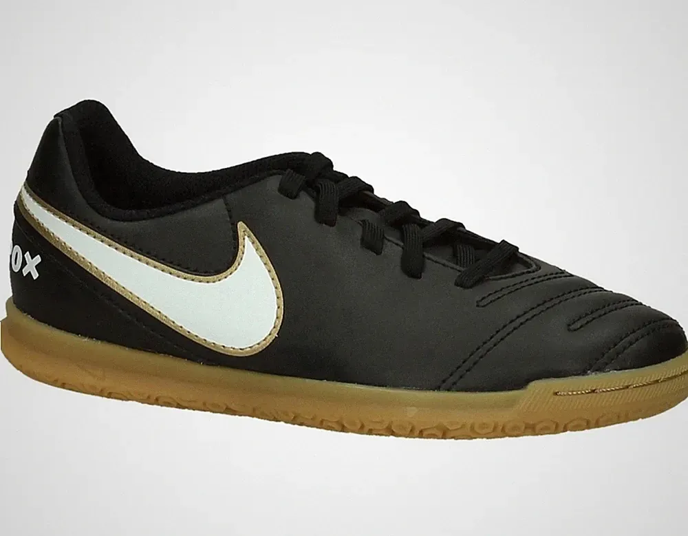 108 Nike Tiempo Rio III IC Indoor Soccer Cleats Black/White Size 5Y US