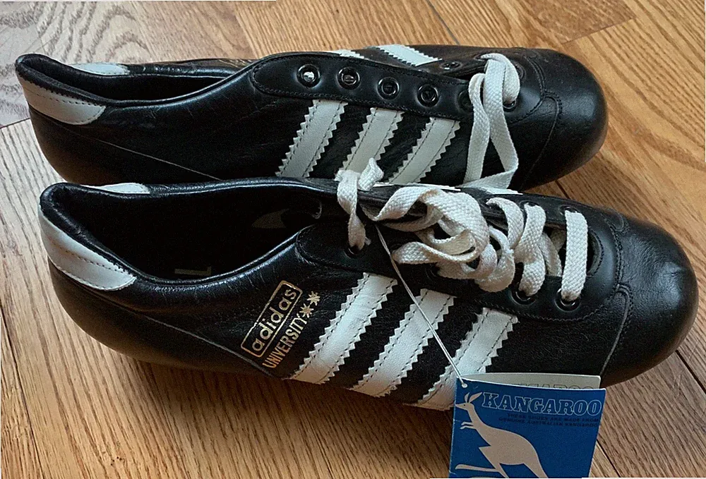 1970s NOS ADIDAS UNIVERSITY KANGAROO LEATHER FOOTBALL CLEATS SHOES 7.5