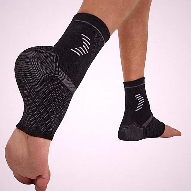 1pc Adjustable Ankle Support Compression Ankle Brace Protector Running Soccer
