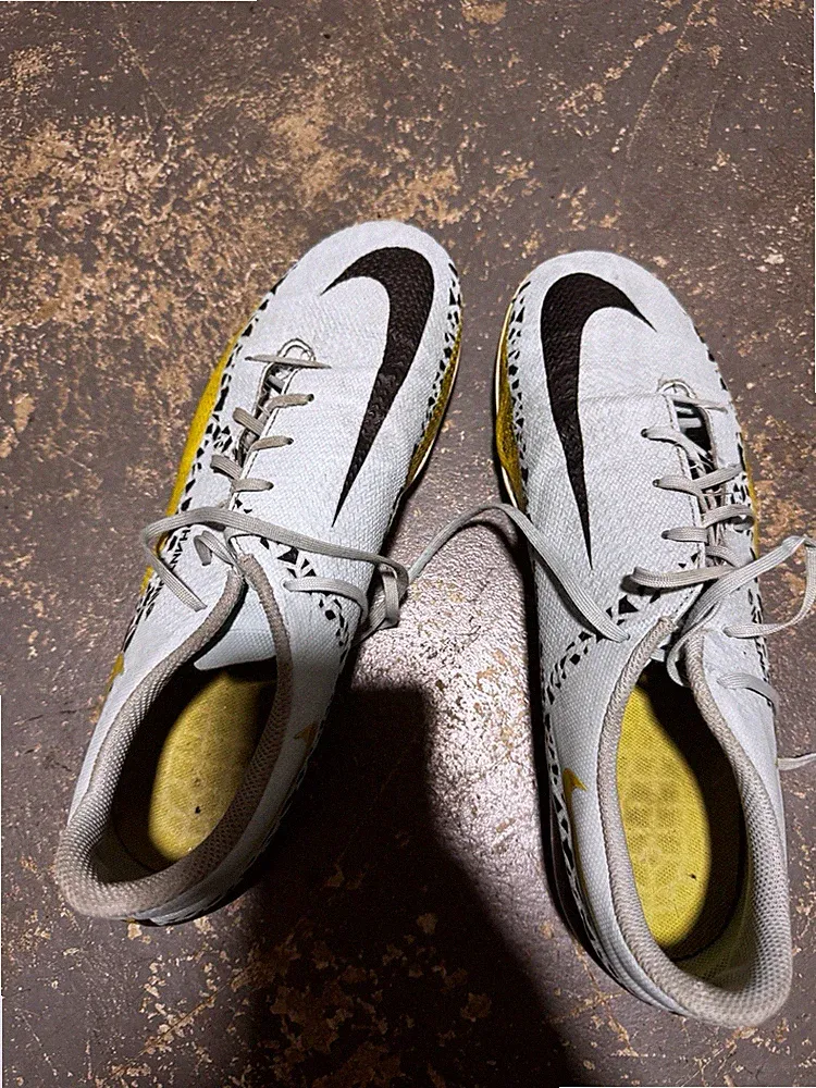 2 Pair Soccer Cleats