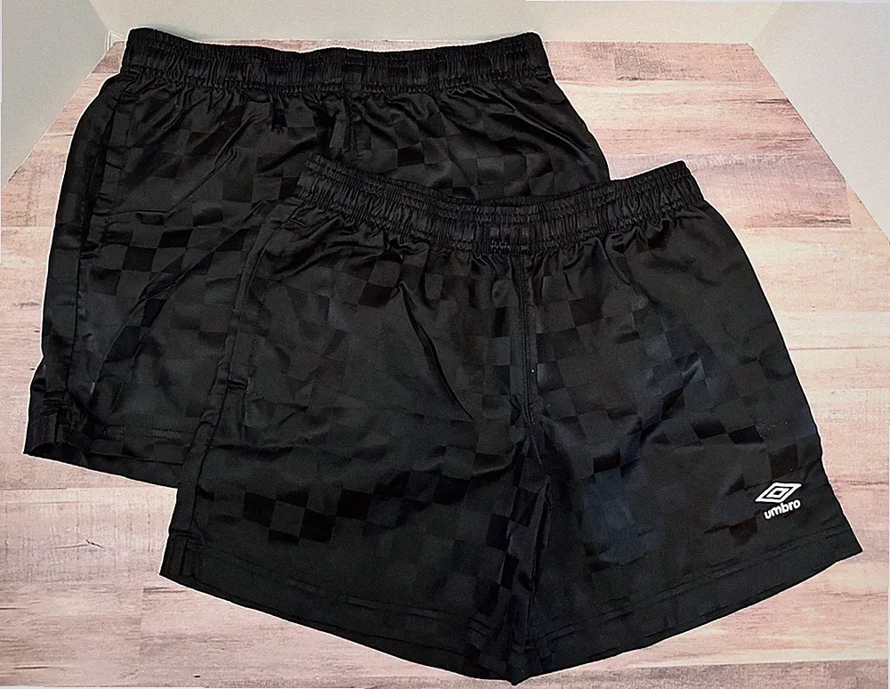 2 Umbro Black Gym Soccer Shorts with Pockets Youth Girls Size Large 10/12