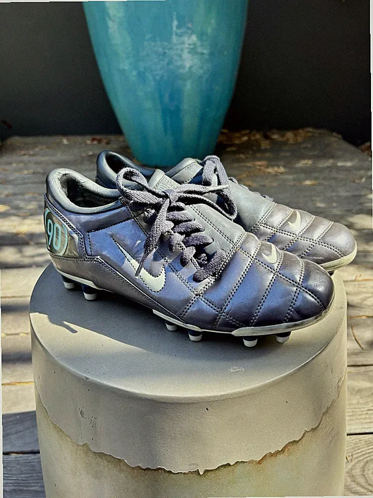 2004 Nike Total 90 III SHIFT FG Soccer Cleats Vintage and rare collectors item