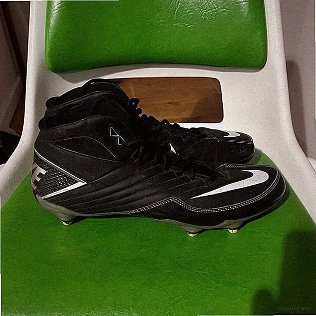 2010 Nike Black Silver 3/4 Size 12 US Football Cleats Super Speed Soccer Rugby