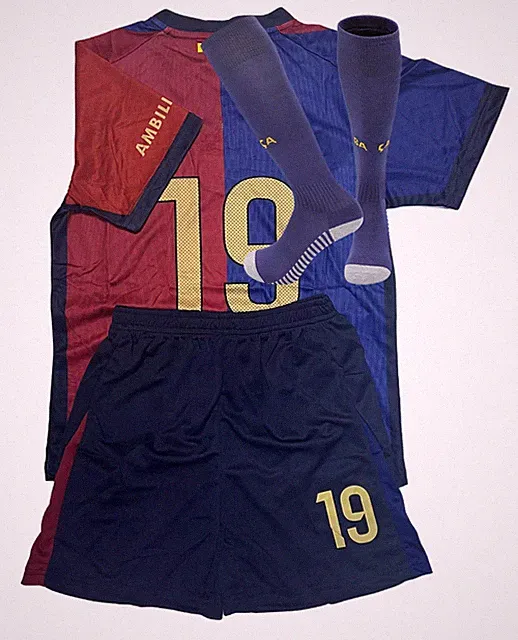 2024/2025#19 Football Soccer Jersey Shorts Socks Set for Boys Girls Youth Siz...