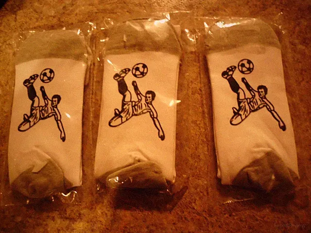 3 Pairs SOCCER THEME adult/youth crew socks, NEW