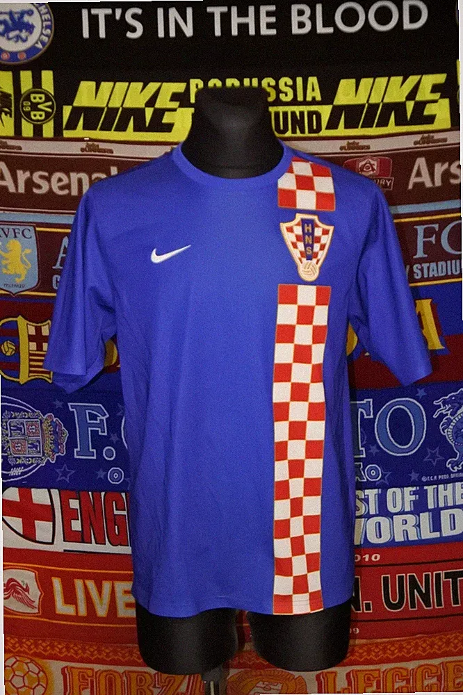 4.5/5 Croatia adults L 2006 original away football shirt jersey soccer