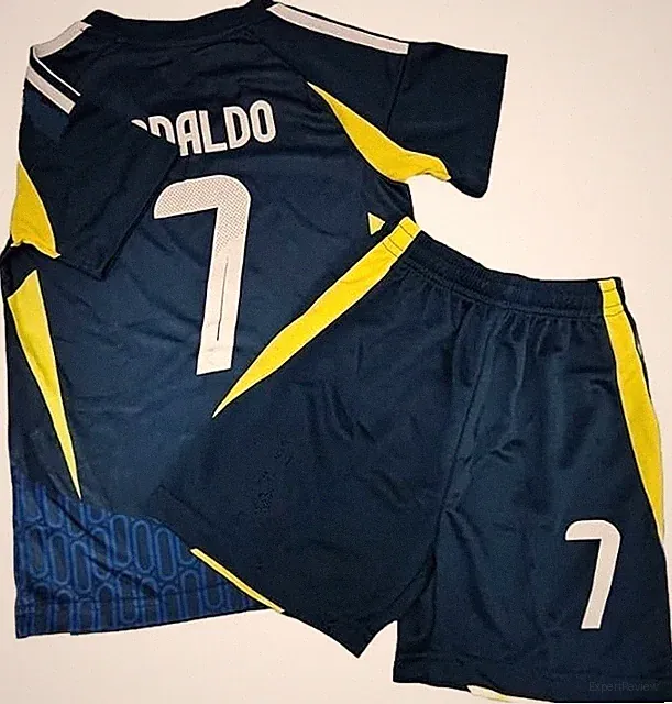 #7 Kids Soccer Jersey ,Shorts Set with Socks , Navy/Yellow, Boys size 26