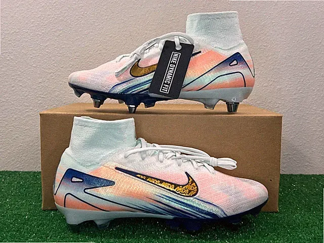 7 Men/8.5 Women- Nike Mercurial Superfly 10 Elite SG-PRO MDS CR7 Soccer Cleats
