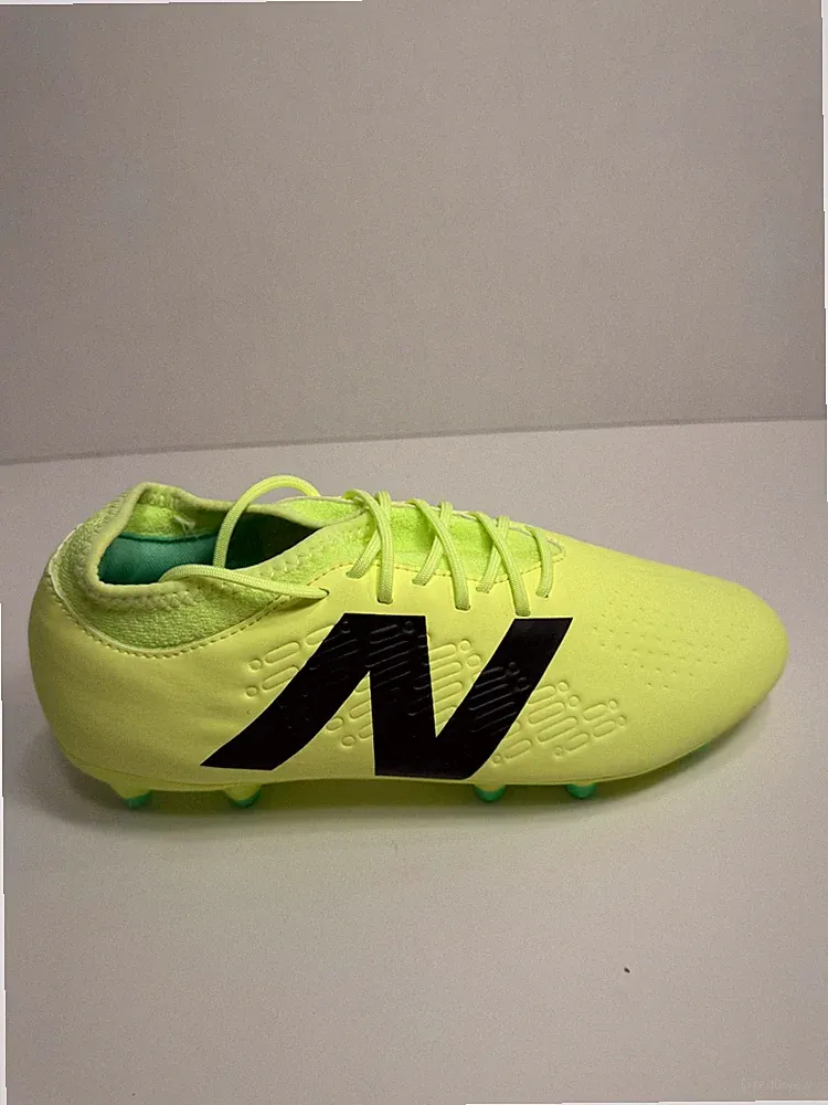 .8062 New Balance Tekela Soccer Cleats Yellow/Black US-8 Mens