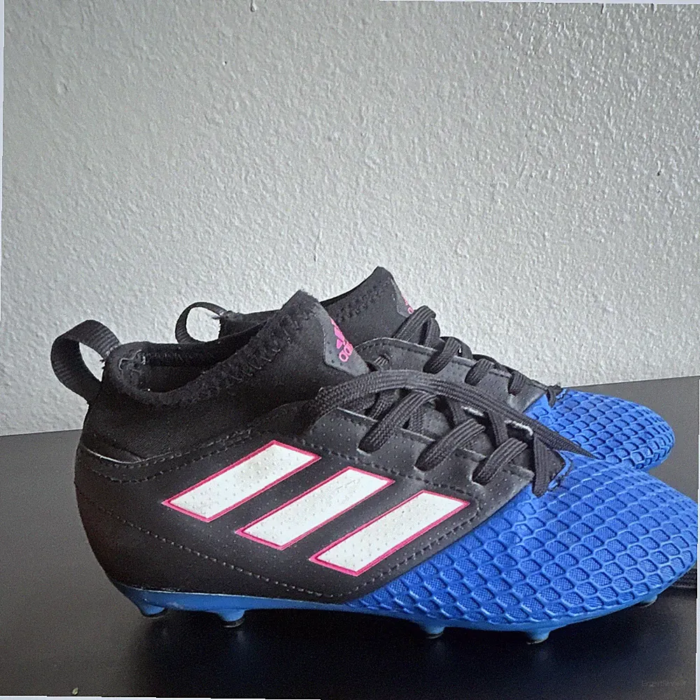Adidas ACE 17.3 Primemesh FG J Youth Soccer Cleats Black Blue Pink Size 1