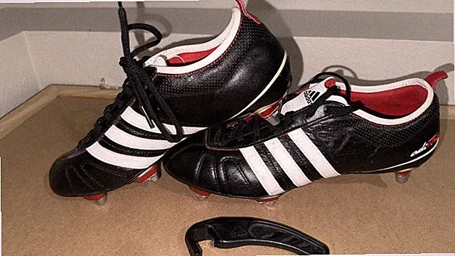 Adidas AdiPure IV XTRX SG U41810 Leather Soccer Cleats Men's Size 8