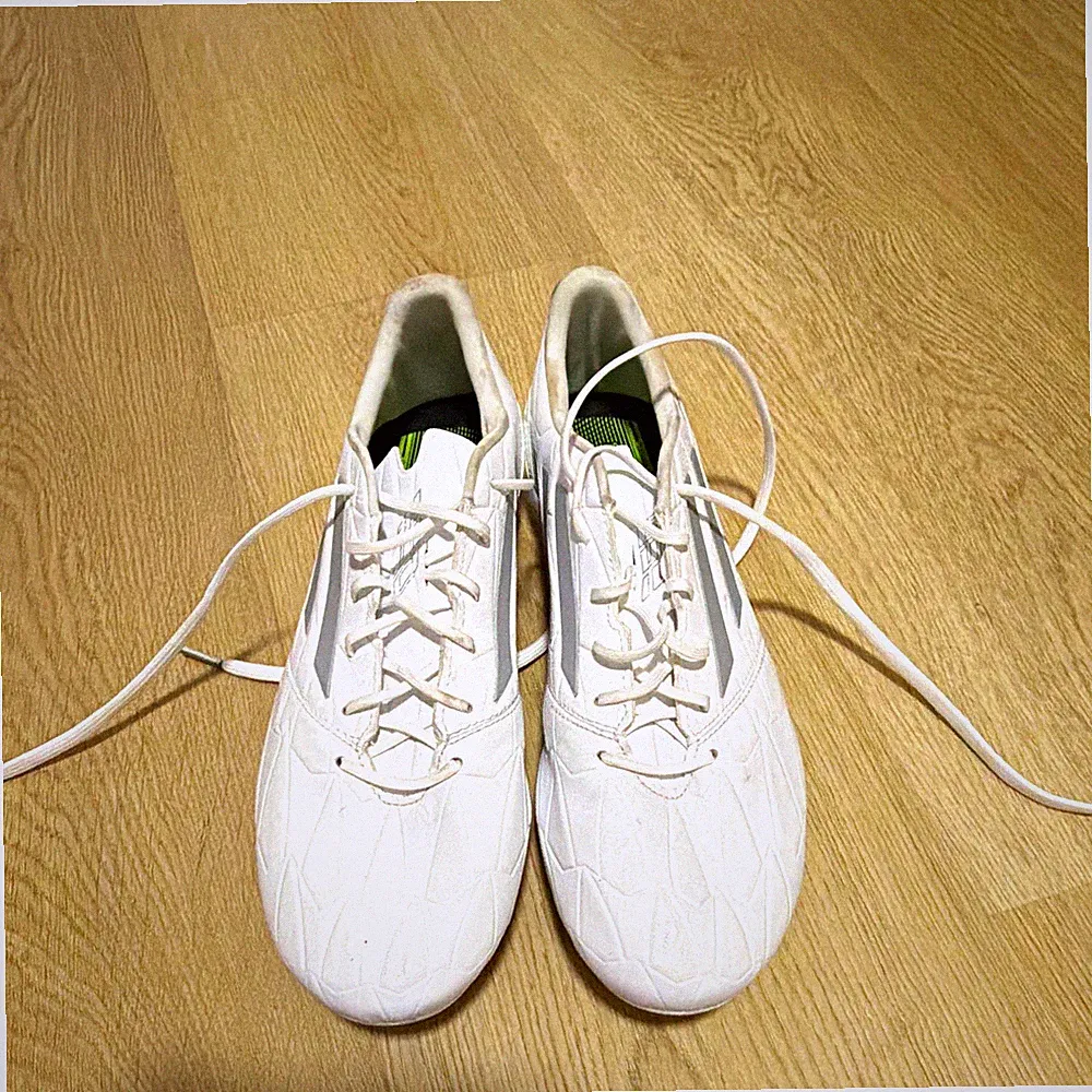 adidas Adizero F50 Football/Soccer Cleats White US 10.5 Medium (D, M)