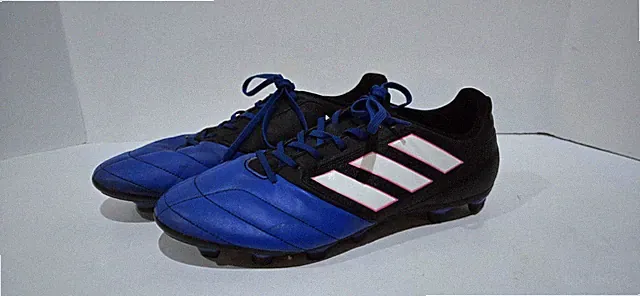 Adidas Athletic Soccer Cleats Size 11