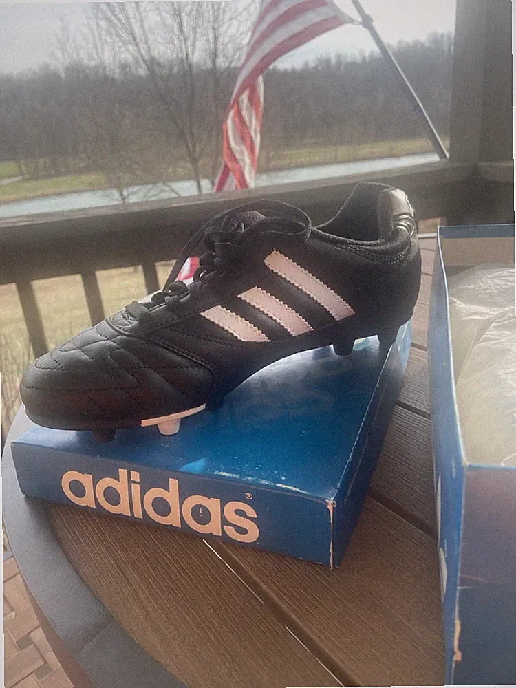 Adidas Bern II CL.Liga Soccer Cleats Shoes 8 1/2 In Box