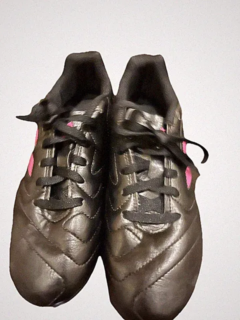 adidas Black Pink Plastic Lace Up Low Top Soccer Cleats 693042 210 Men's