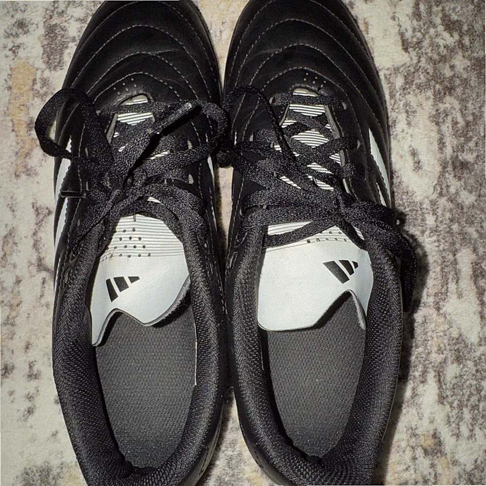 Adidas Black Soccer Gilberto SIZE 8 Turf Cleats Indoor Soccer Futbol US5