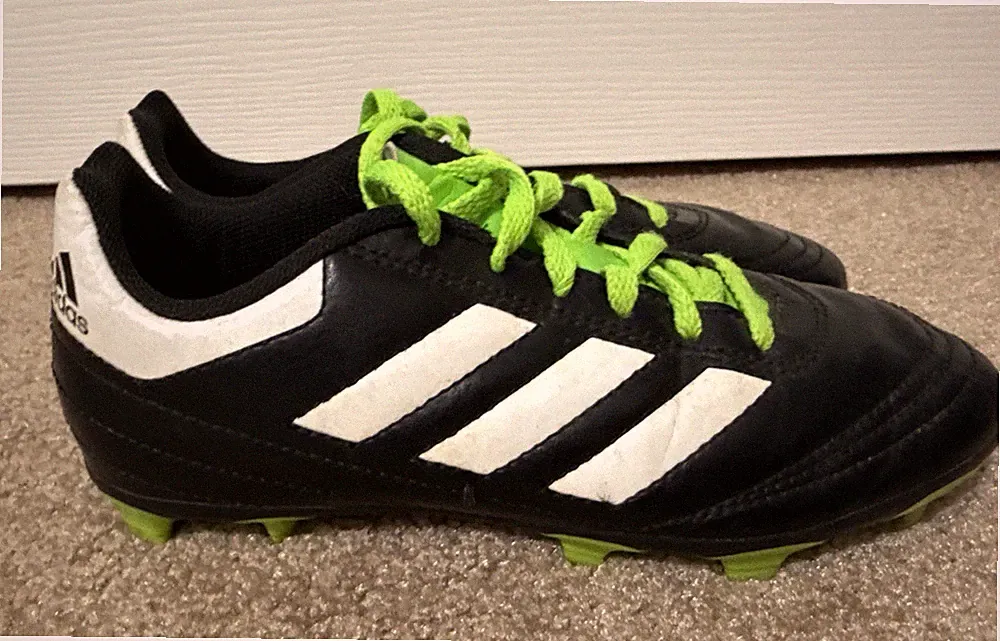 Adidas Black White Green Soccer Cleats Kids Boys Size 2.5