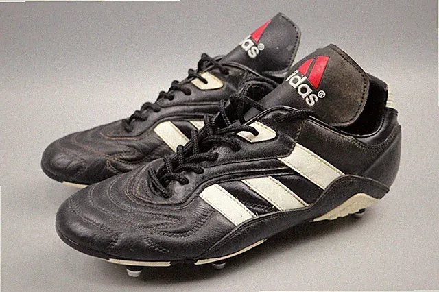 ADIDAS BOGOTA Liga 1996 Black Leather Used Mens Soccer Cup Boots Size 41/ US 8