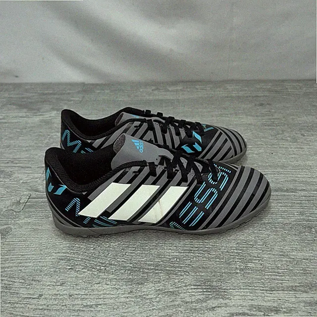 Adidas Boys / Mens Nemeziz Messi Soccer Cleats Size 3.5 Gray/ Black Shoes CP9218