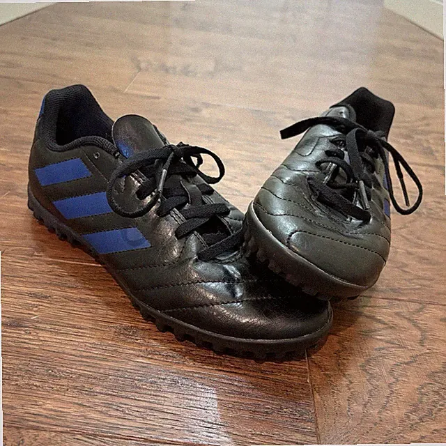 Adidas Boys Size 5.5 Goletto Turf Indoor Soccer Clears Black & Royal Blue, B#7