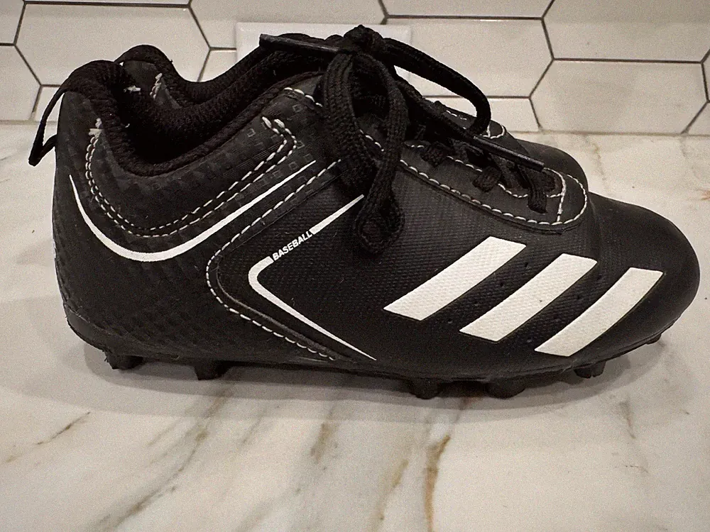 adidas Boys' Youth Soccer Cleats Athletic Footwear Black White Size US 10K
