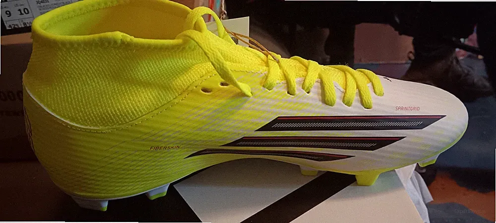 Adidas Cleats Size 9