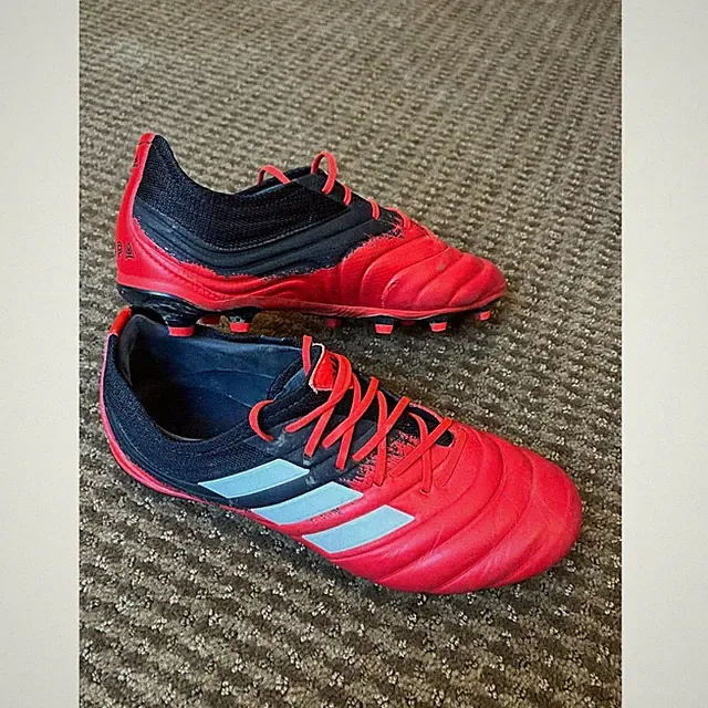 🔥❤️🖤Adidas Copa 20.1 FG/AG Mutator soccer cleats. Size 6Y. EUC!🖤❤️🔥