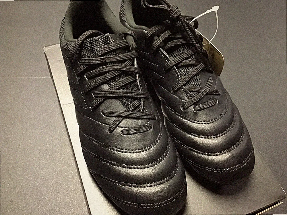 Adidas Copa 20.3 Soccer Shoes Cleats Youth Boys Size 5 NEW