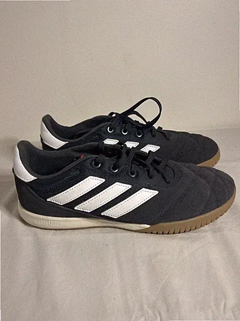 Adidas Copa Gloro Size 6.5 Men’s Indoor soccer shoes suede upper gum sole