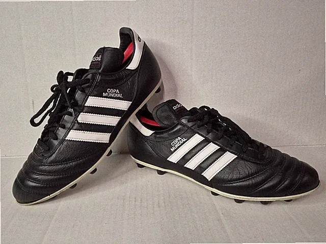 Adidas Copa Mundial FG 015110 Black Leather Soccer Cleats Shoes Size 10.5
