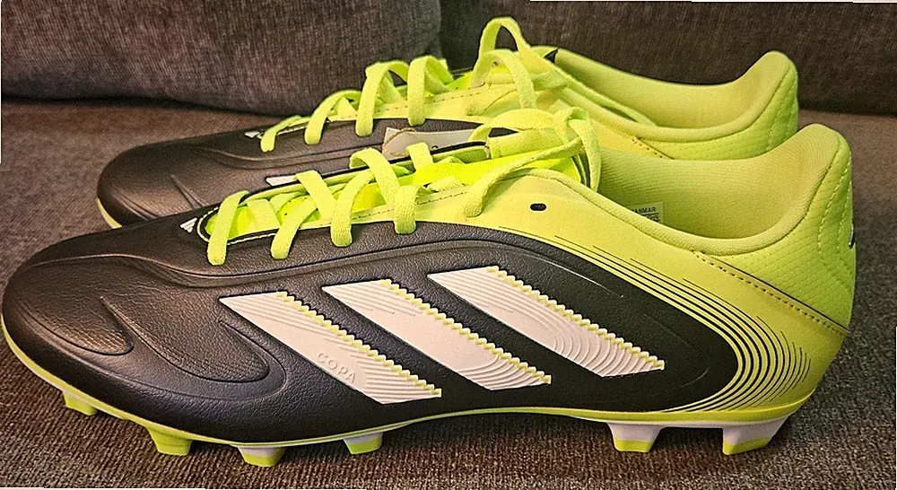 Adidas Copa Pure III Club FG Soccer Cleats Men's 10 Black Solar Yellow IF0439