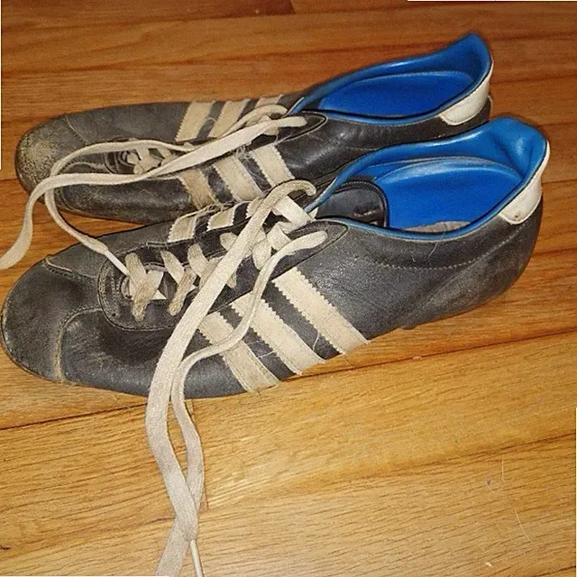 Adidas Copa's Vintage 70's Navy/White Football Boots / Cleats - Men's Size 9 1/2