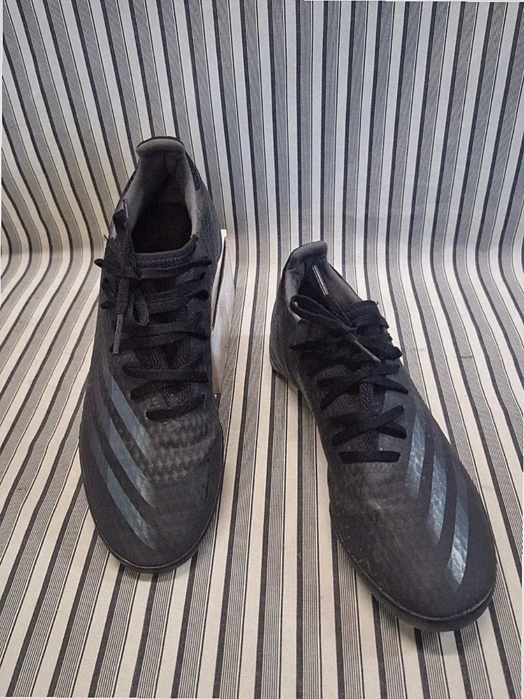Adidas EH2835 Turf Soccer Shoes Black Men's Size 10.5 Indoor Cleats