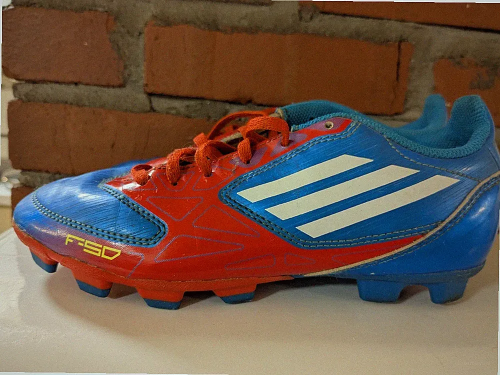 soccer cleats f50