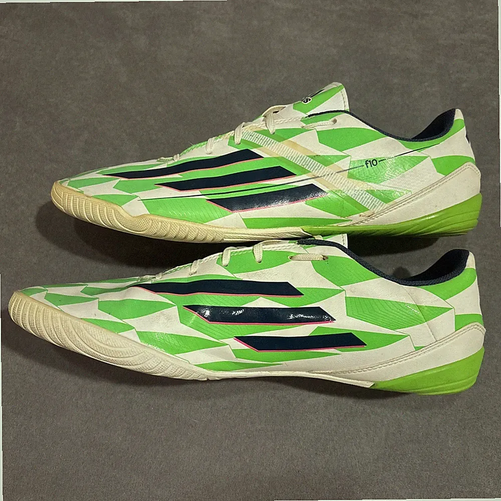 adidas F10 M18310 White Green Indoor Soccer Shoes Cleats Men's Size 11 Rare