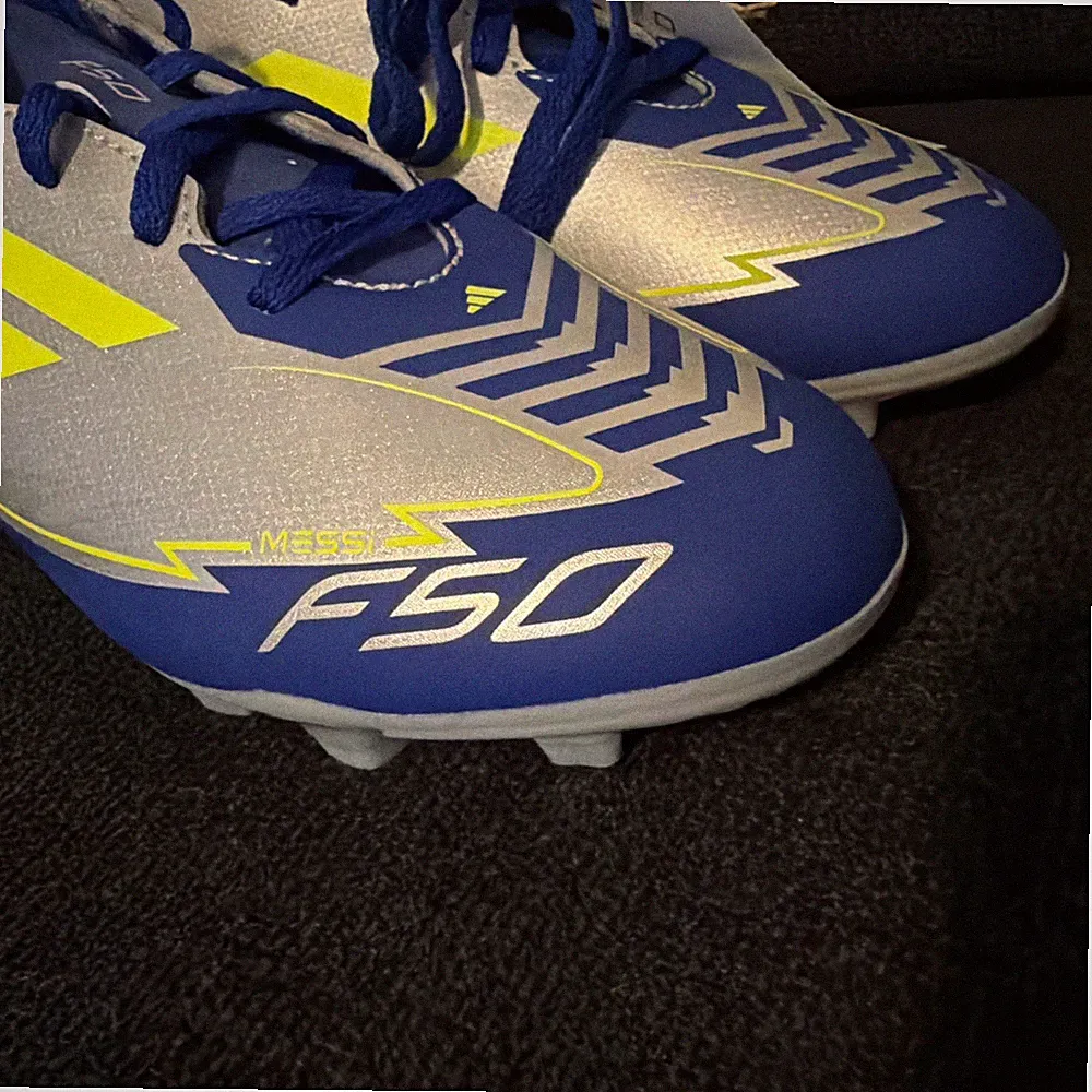 Adidas F50 Club FG/MG J Messi Youth Kids 5 Soccer Cleats Silver Blue IH0926