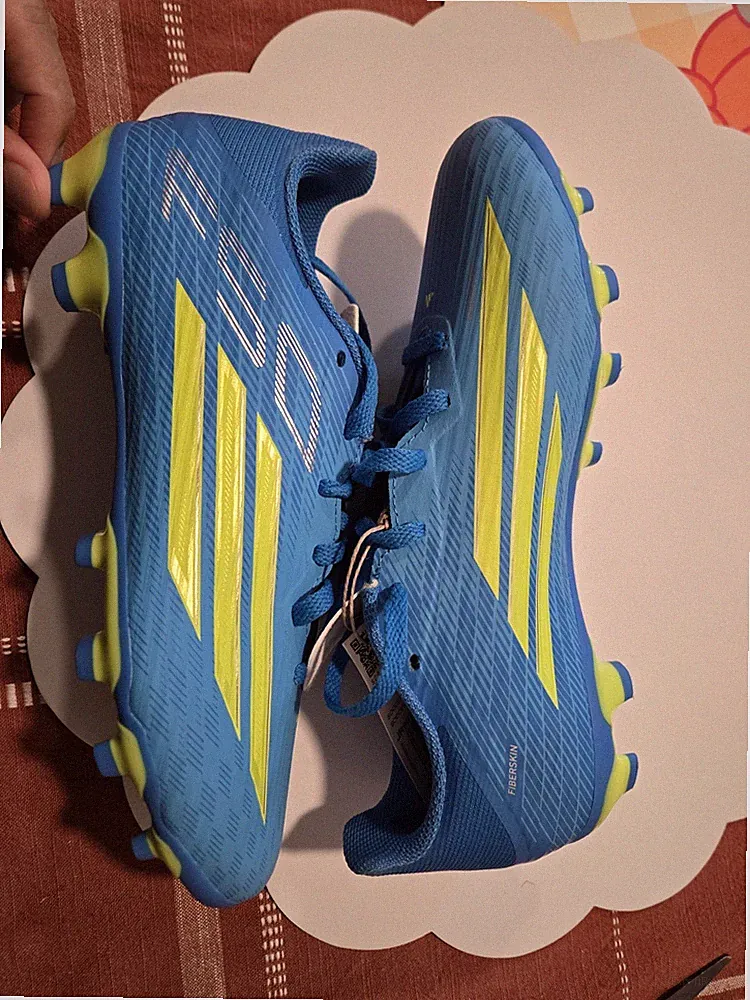adidas F50 Kids' Soccer Cleats Size 5