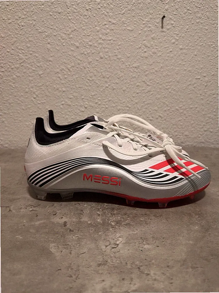 Adidas F50 Messi Club FG Soccer Cleats White Silver JP7451 Kid's Size 5.5 New