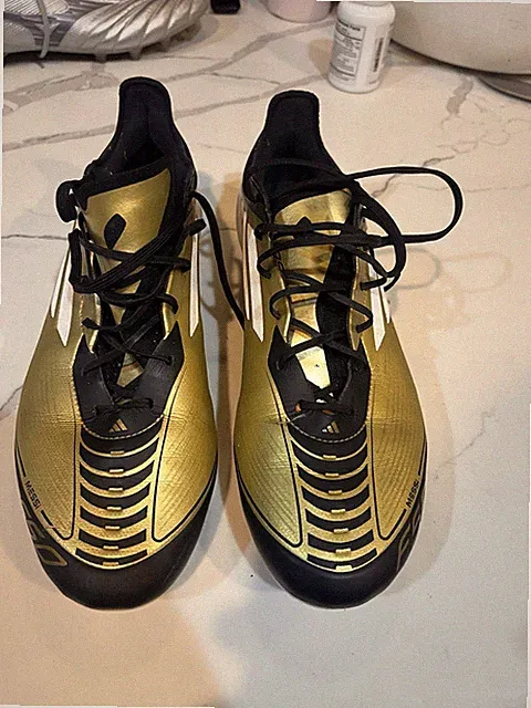 adidas F50 Messi Men's Soccer Cleats Gold Black White Lace Up Low Top Plastic