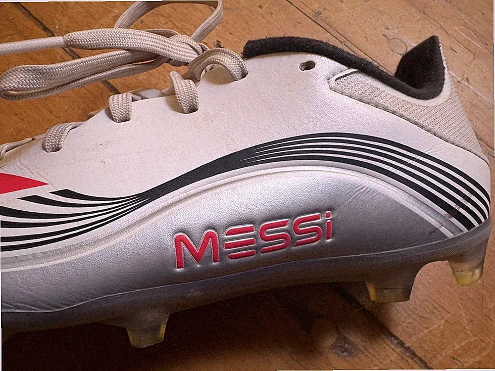 adidas F50 Messi soccer Cleats White/Red US 7 Medium (D, M)