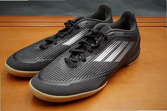 Adidas F50 Shoes Mens Size 9 Black Synthetic Low Top Lace Up Indoor Soccer