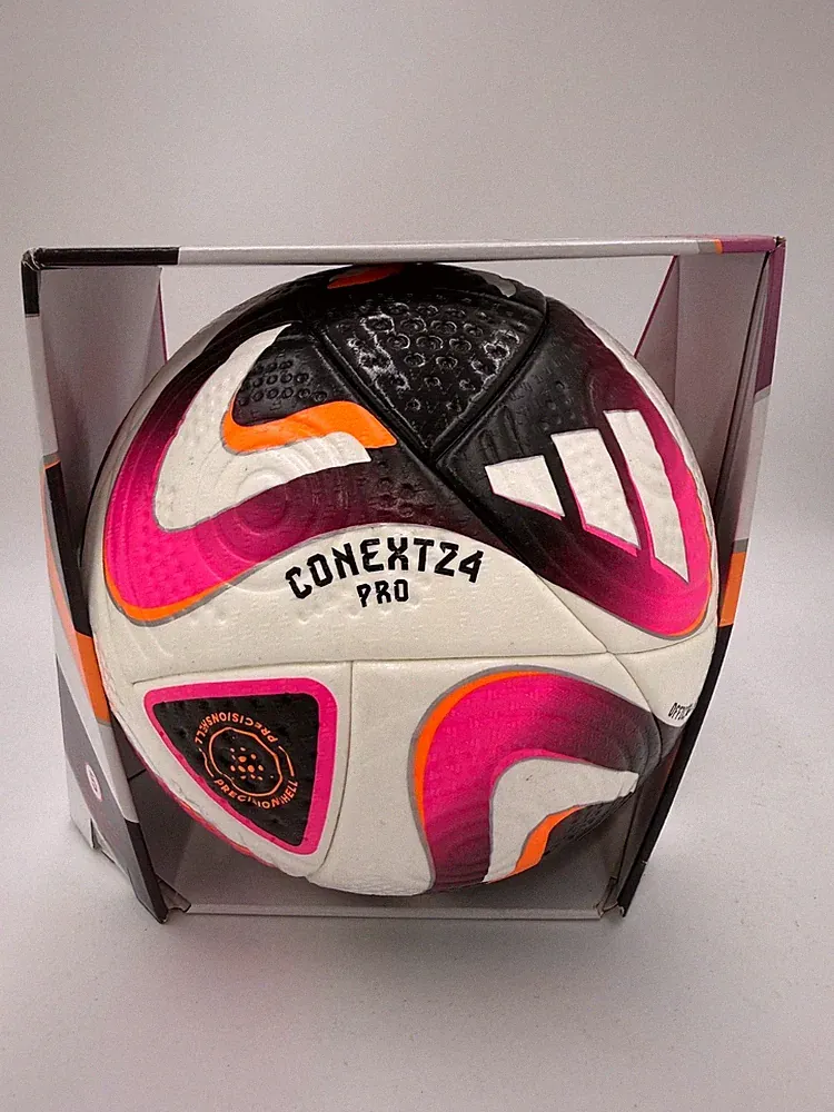 ADIDAS FIFA CONEXTZ4 PRO OFFICIAL MATCH SOCCER BALL, Size 5 BRAND NEW