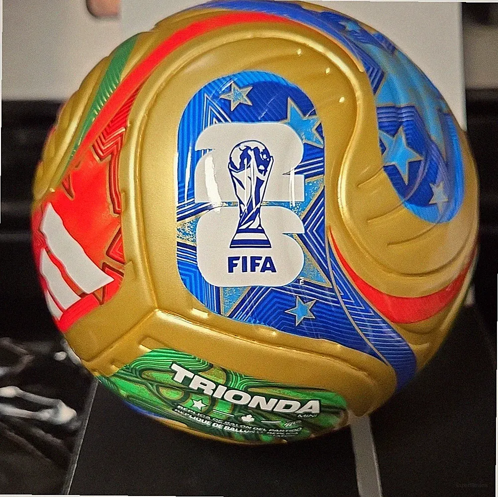 Adidas FIFA World Cup 2026 Trionda GOLD Mystery Mini Ball