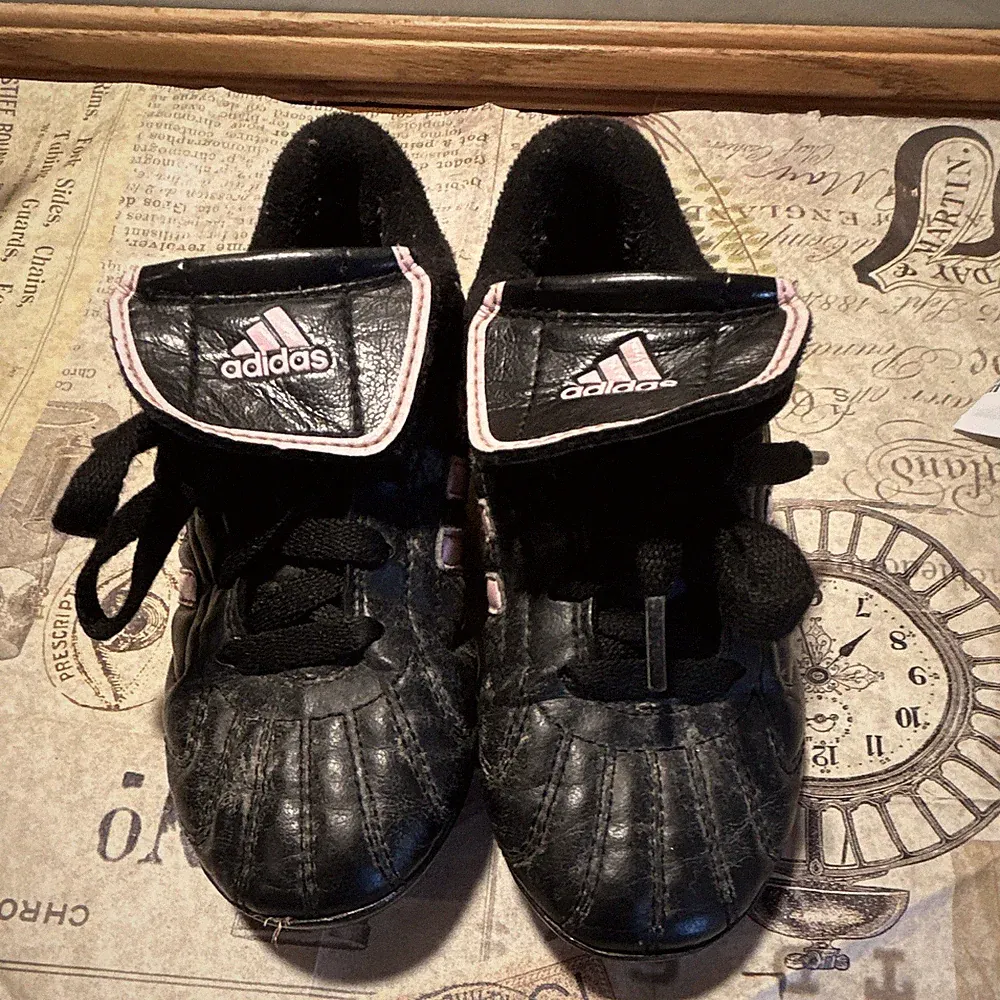 adidas Girls' Soccer Cleats Black/Pink Youth Size US 11K