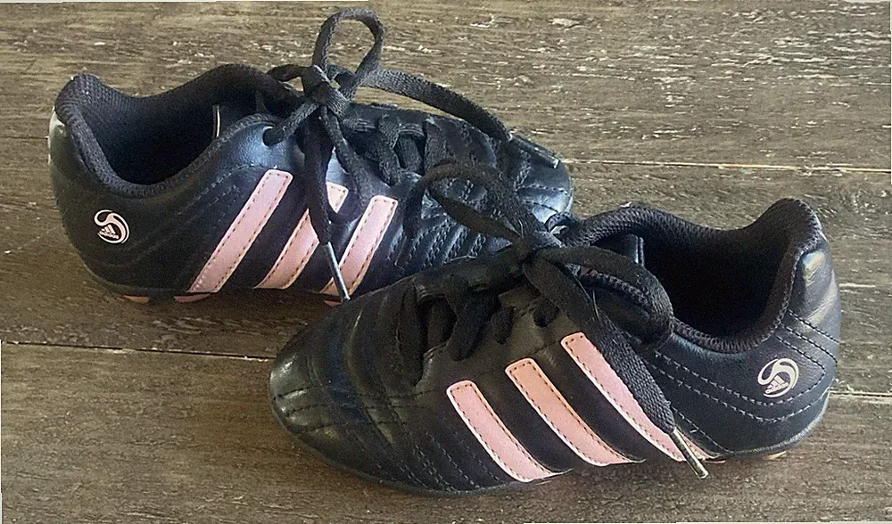 Adidas Girls Soccer Cleats Size 11 Color Pink & Black Still In Great Condition!