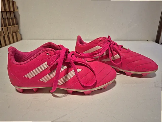 Adidas Girls Soccer Shoes Cleats Size 1 Hot Pink Barely Used