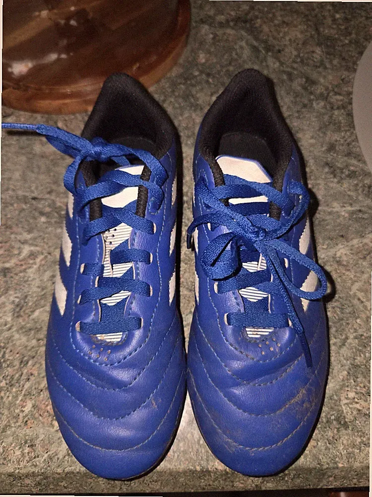 Adidas Goletto Boys Soccer Cleats Size 2Y Blue And White