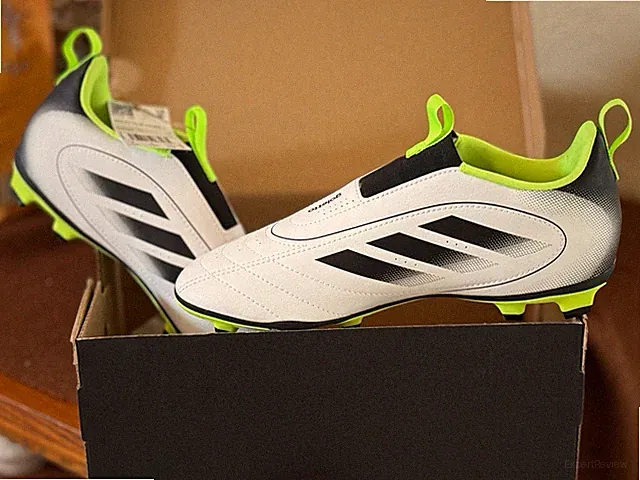 adidas Goletto IX Soccer Cleats FG/MG J LL, Size 5.5y