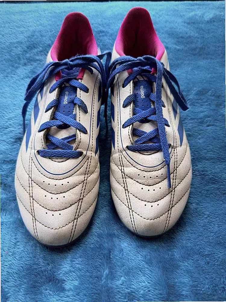 Adidas Goletto IX soccer cleats in a white, blue, and pink Size 5