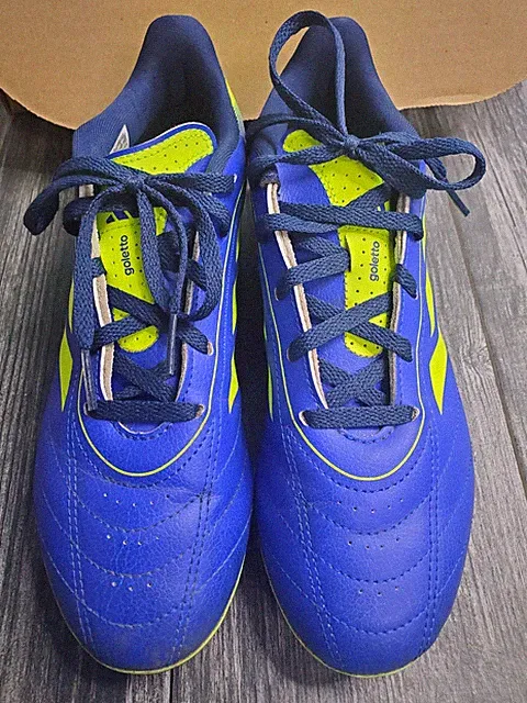Adidas Goletto JH6646 Youth Soccer Cleats Size 5.5 Blue Neon